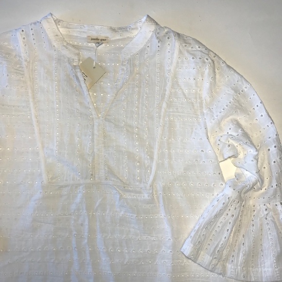Jennifer&Grace Top White Eyelet Bell Sleeve Small - Picture 2 of 9